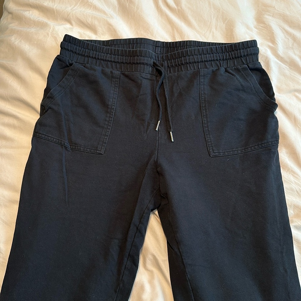32 degrees joggers. Size L